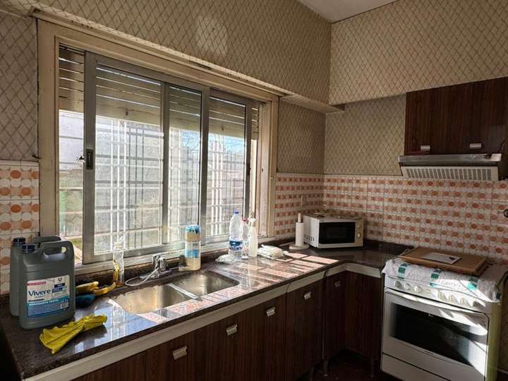 Casa en venta en Cuba, 200, Villa Luzuriaga