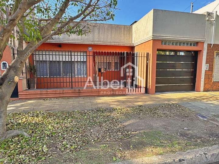 Casa en venta en Atahualpa, 1900, El Palomar