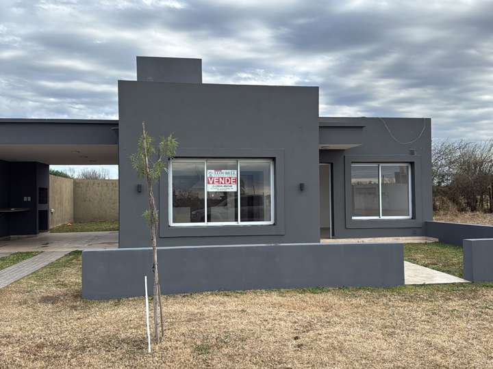 Casa en venta en Departamento Totoral, Provincia de Córdoba