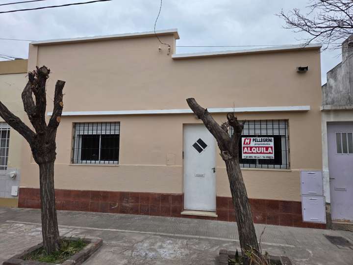 Casa en alquiler en Italia, 1205, Buenos Aires