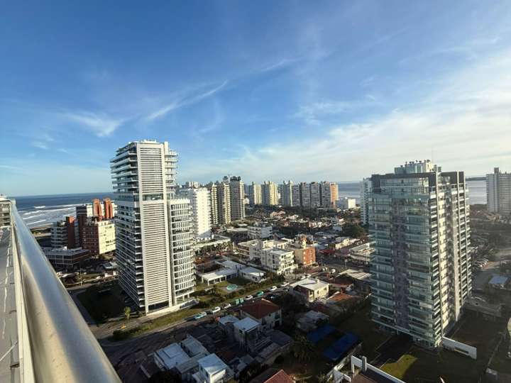 Apartamento en venta en Punta Del Este