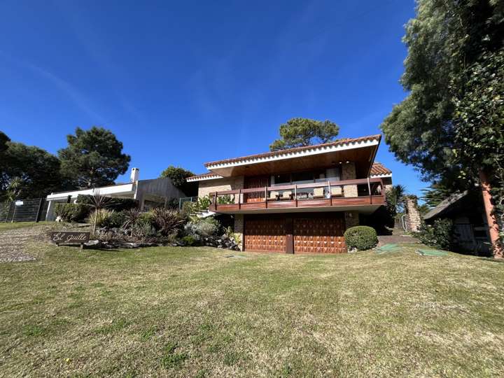 Casa en venta en Rambla Doctor Claudio Williman, Punta Del Este
