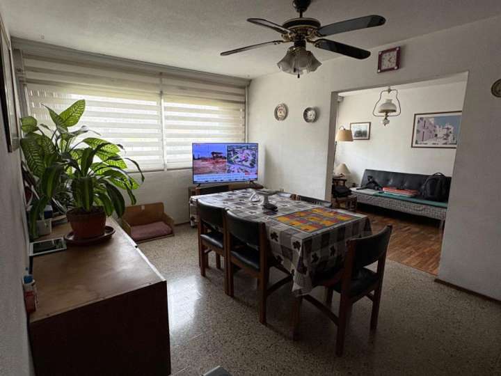 Apartamento en venta en Hipólito Yrigoyen, Montevideo