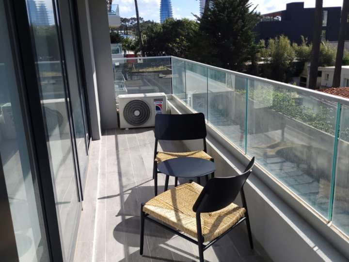 Apartamento en venta en Julio Herrera y Reissig, Punta Del Este