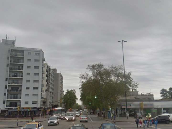 Comercial / Tienda en venta en Avenida 8 de Octubre, Montevideo