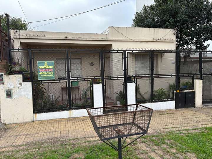 Edificio en venta en 707 - Claude Monet, Ciudad Jardín Lomas del Palomar