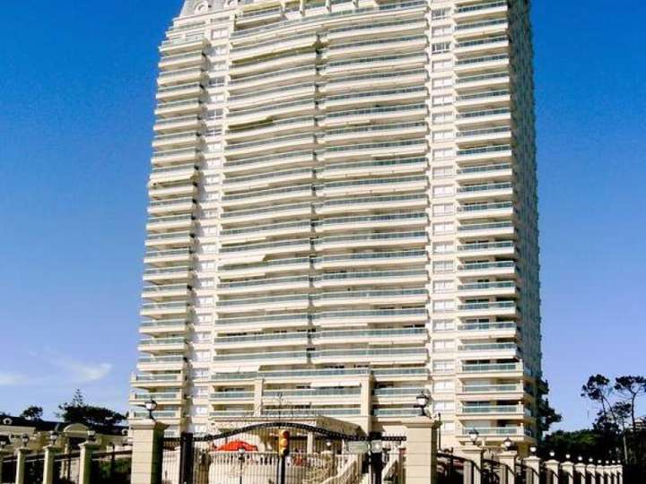 Apartamento en venta en Punta Del Este