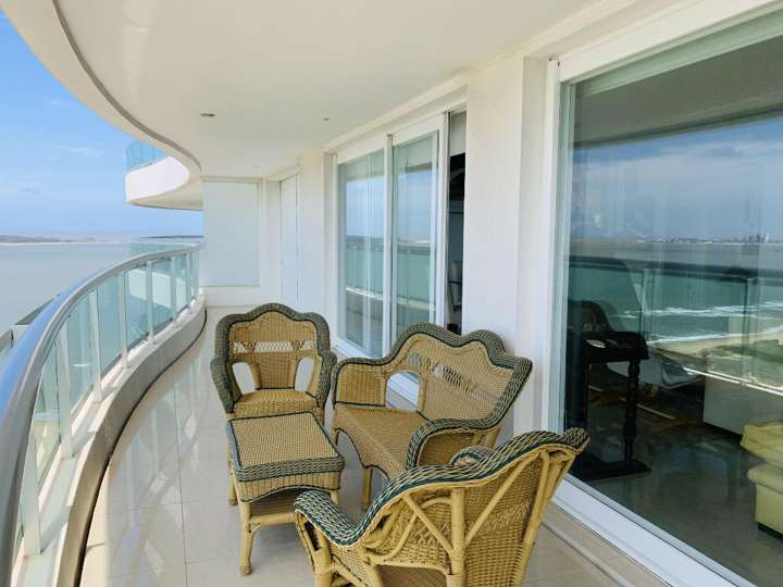 Apartamento en venta en Punta Del Este