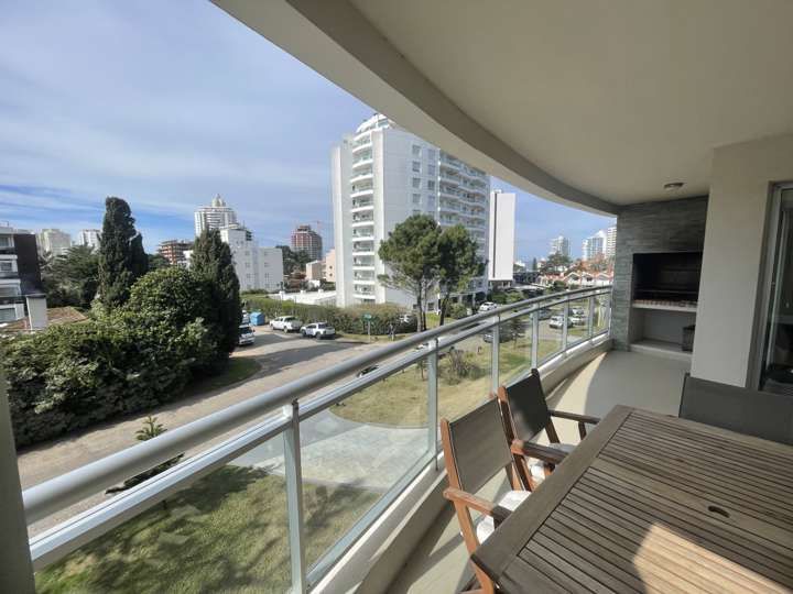 Apartamento en venta en Pampas, Punta Del Este