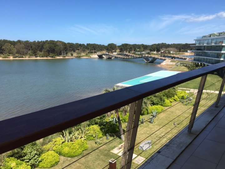 Apartamento en venta en Avenida Eduardo Víctor Haedo, Maldonado