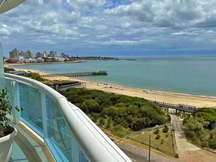 Apartamento en venta en Rambla Doctor Claudio Williman, Punta Del Este