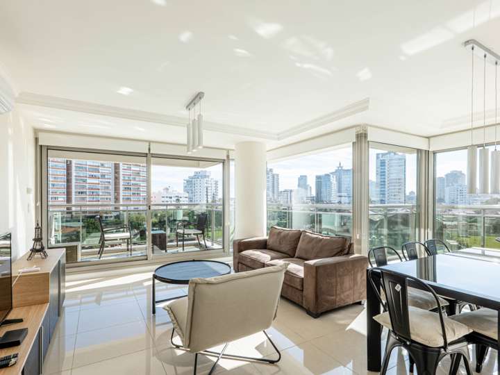 Apartamento en venta en Punta Del Este