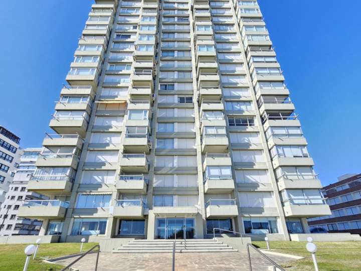 Apartamento en venta en Punta Del Este