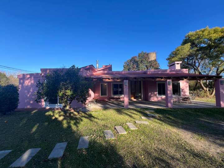 Casa en venta en Los Horneros, Río Negro