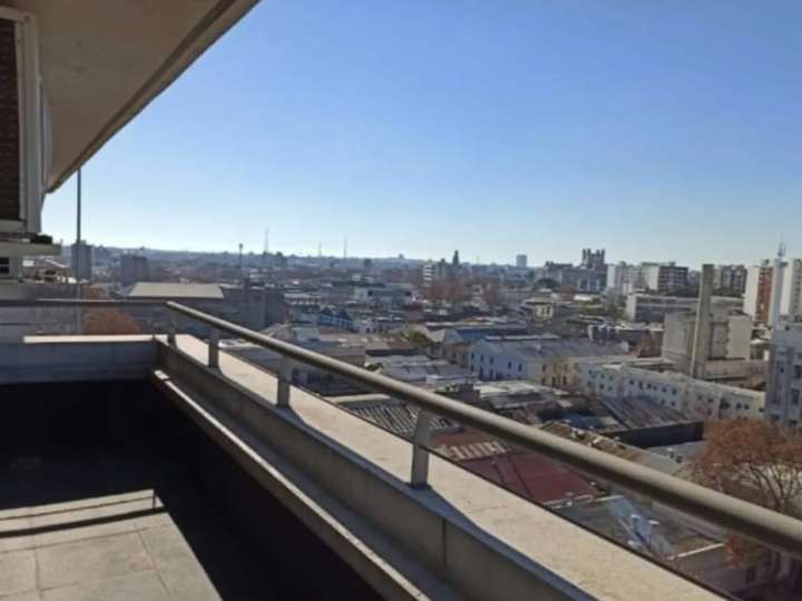Apartamento en venta en Avenida General Rondeau, Montevideo