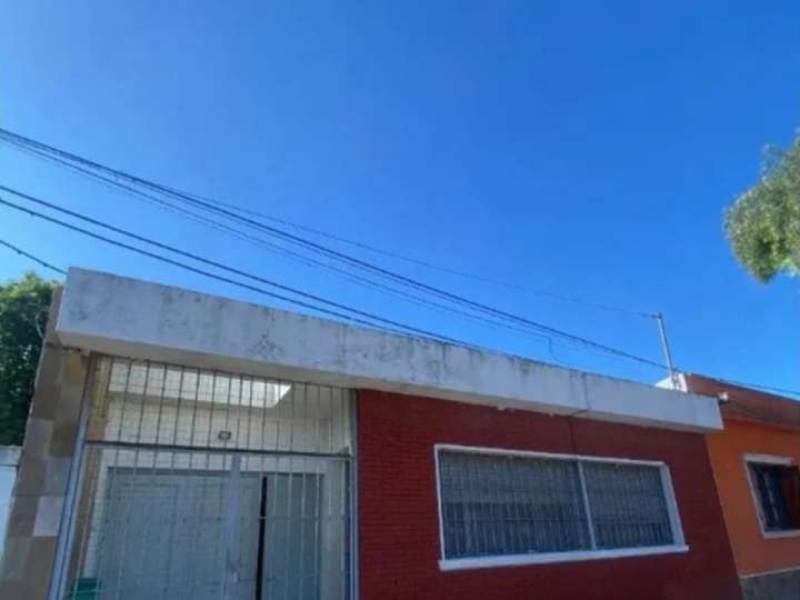 Casa en venta en Antonio Serratosa, Montevideo