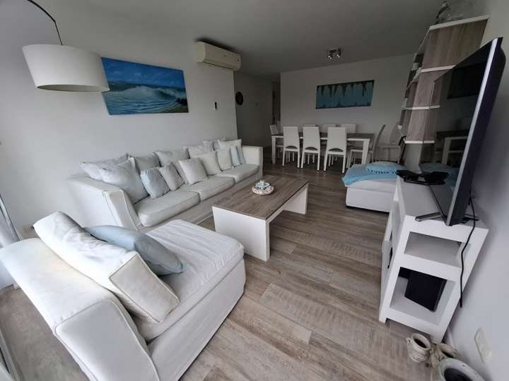 Apartamento en alquiler en Punta Del Este