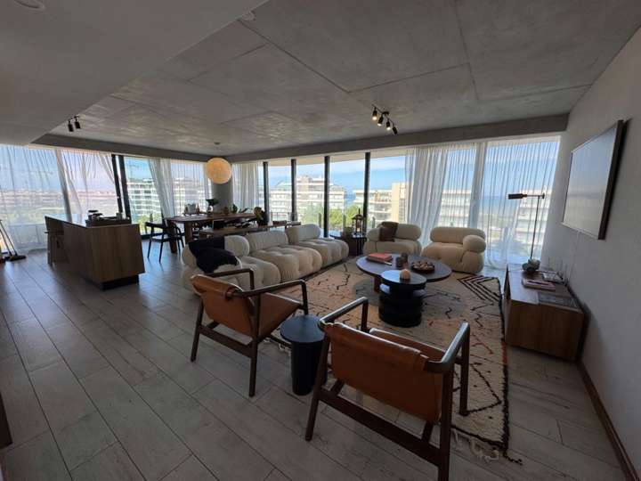 Apartamento en venta en Punta Del Este
