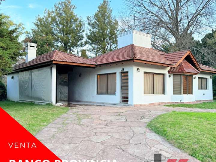 Casa en venta en Almafuerte, Francisco Álvarez