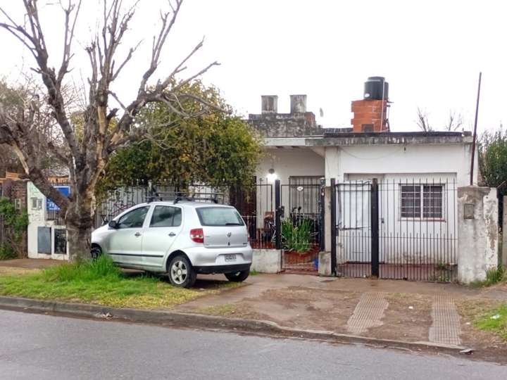 Casa en venta en Soldado Conscripto Roberto D'Errico, 731, Paso del Rey