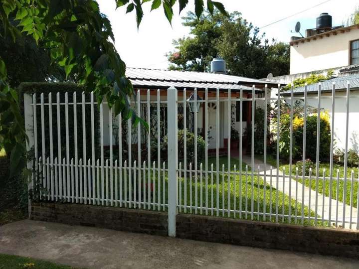 Casa en venta en Hipócrates, Francisco Álvarez