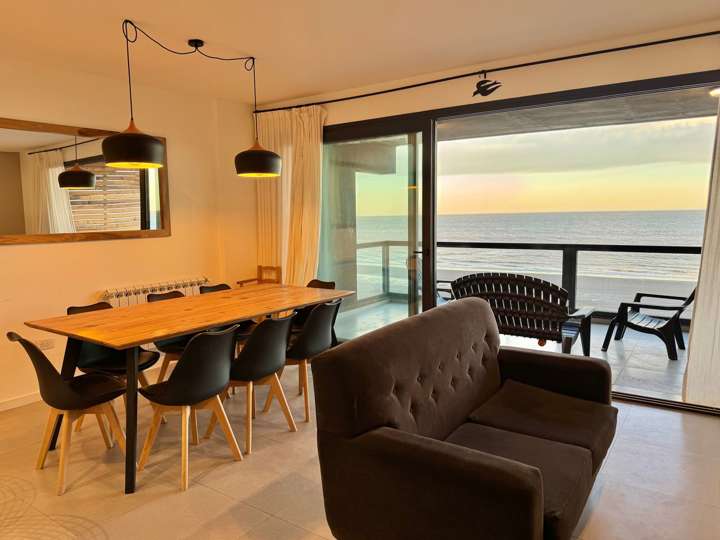 Departamento en venta en Avenida Juan Domingo Perón, Buenos Aires