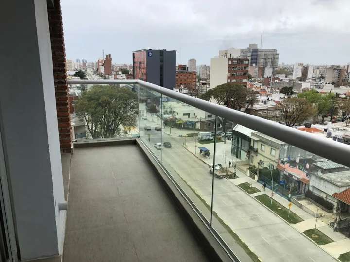 Apartamento en venta en Avenida Luis Alberto de Herrera, Montevideo