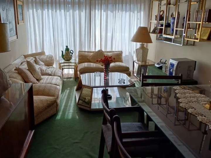 Apartamento en venta en Echevarriarza, Montevideo