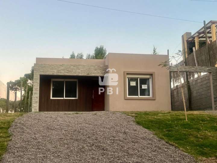 Casa en venta en La Eneida, Maldonado
