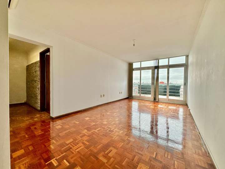 Apartamento en venta en Avenida General Rivera, Montevideo