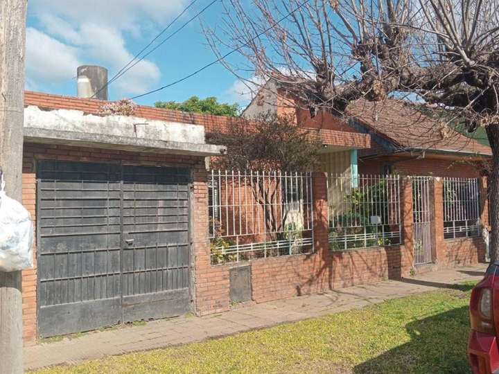 Casa en venta en El Gaucho, Buenos Aires