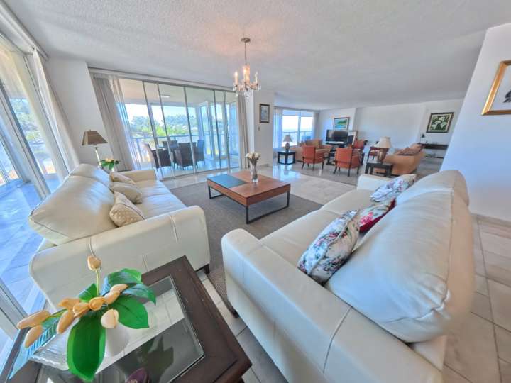 Apartamento en venta en Mapocho, Punta Del Este