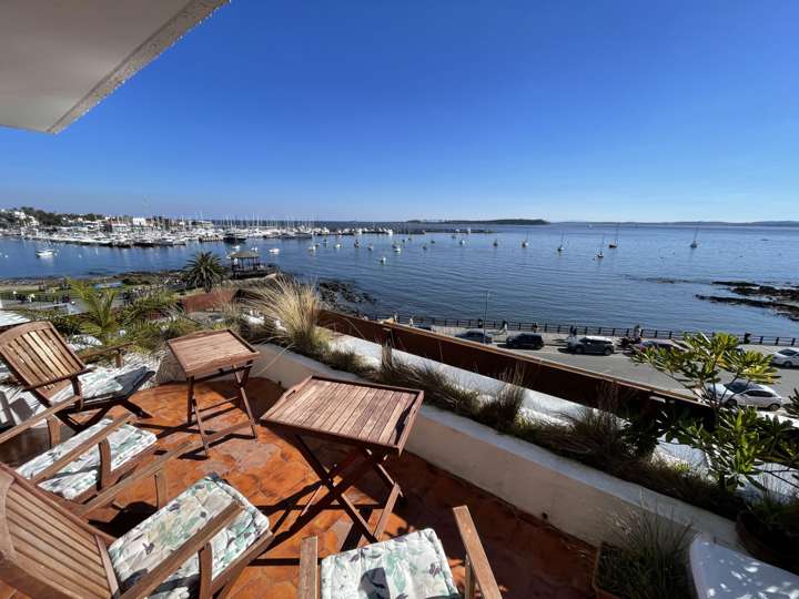 Apartamento en venta en El Remanso (Calle 20), Punta Del Este