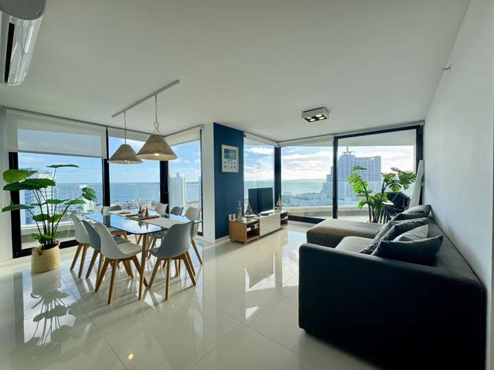 Apartamento en venta en Biarritz, Punta Del Este