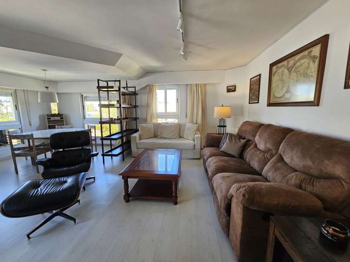 Apartamento en venta en Biarritz, Punta Del Este