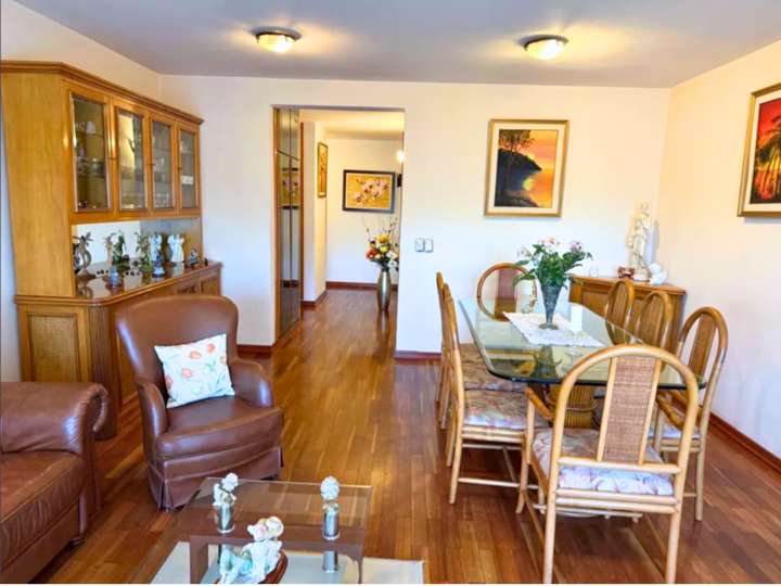 Apartamento en venta en Avenida Luis Alberto de Herrera, Montevideo