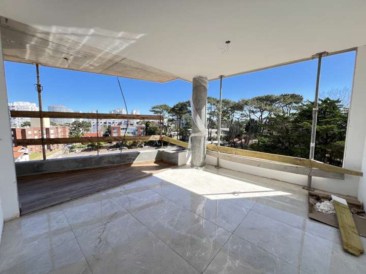 Apartamento en venta en Paraná, Punta Del Este