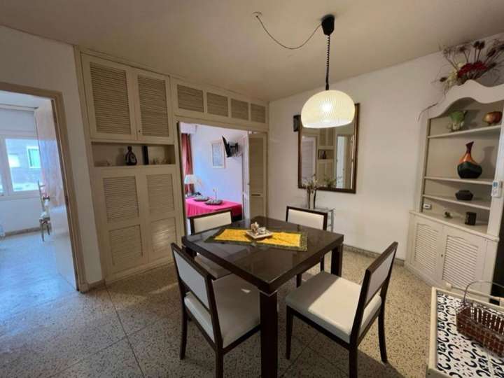 Apartamento en venta en El Mesana (Calle 24), Punta Del Este