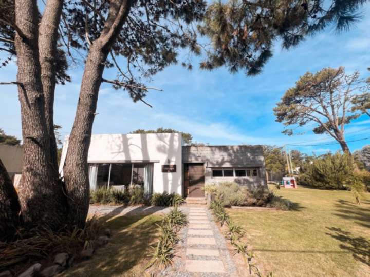 Casa en venta en Avenida Eduardo Víctor Haedo, Maldonado
