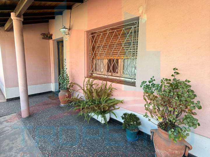 Casa en venta en Alberti, 73, La Tablada