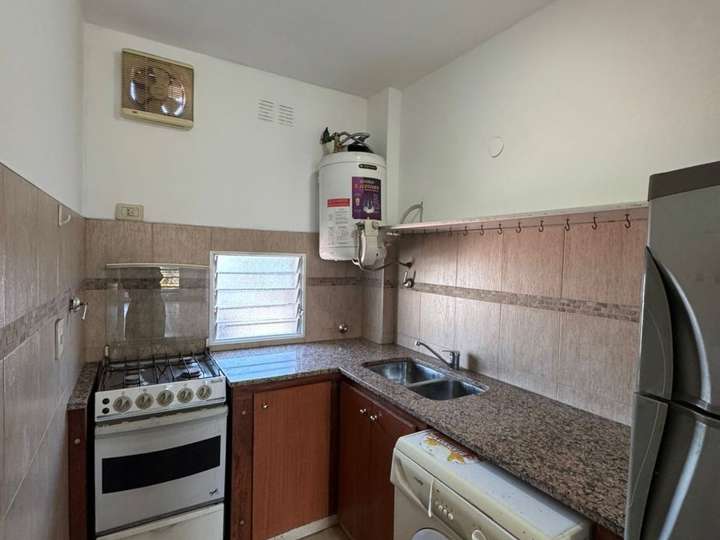 Departamento en alquiler en Entre Ríos, 185, Villa Luzuriaga
