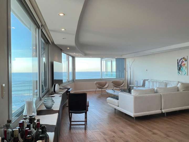 Apartamento en venta en Punta Del Este