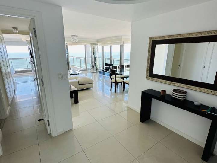 Apartamento en venta en Punta Del Este