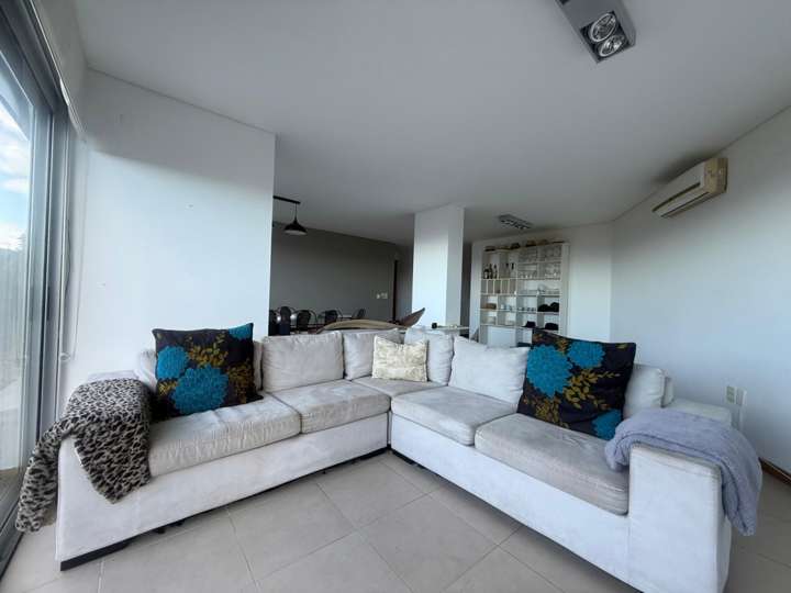 Apartamento en venta en Rambla General Artigas, Punta Del Este