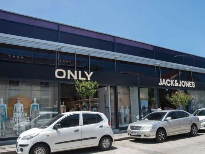 Comercial / Tienda en alquiler en 25 de Mayo, Maldonado