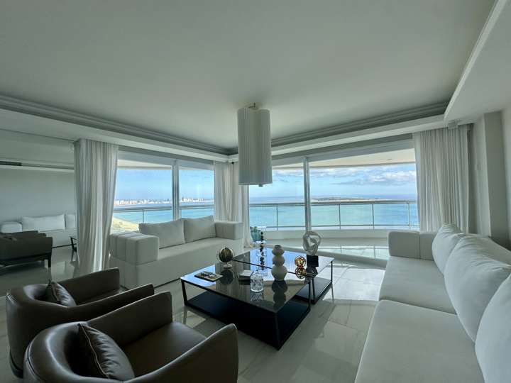 Apartamento en venta en Punta Del Este