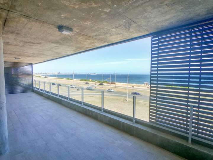 Apartamento en venta en Pinares, Maldonado