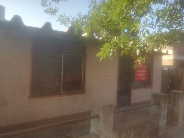 Casa en venta en Aviador Rosas Castillo, Hurlingham