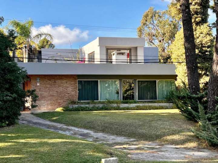 Casa en venta en Avenida a la Laguna, Maldonado