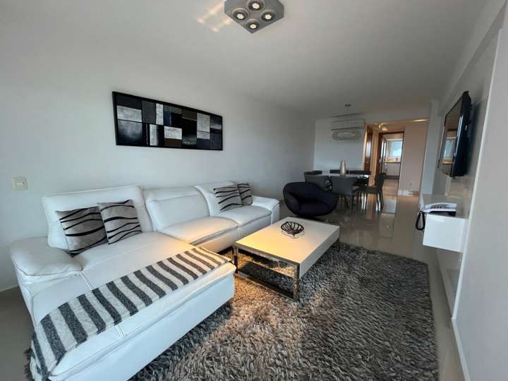 Apartamento en venta en California, Punta Del Este